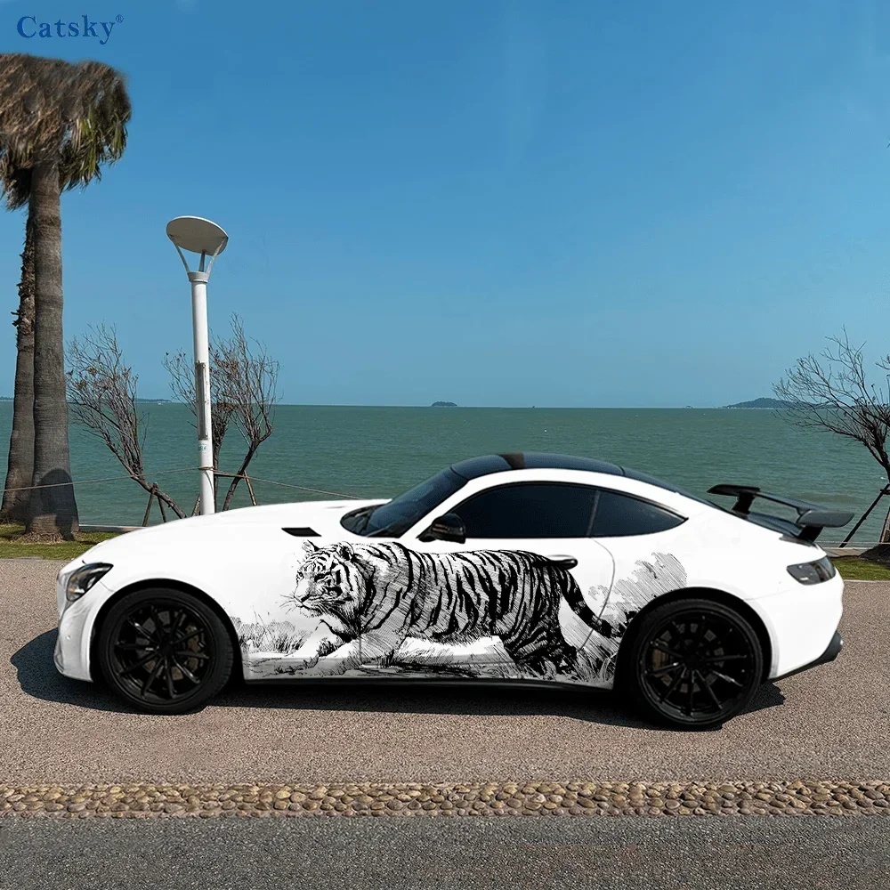Tiger high-quality creative pattern stickers for car body, door side, two fashionable stickers, two decorations suitable for all