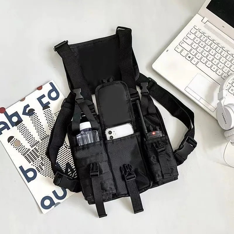 Motorcycle vest chest bag outdoor mountaineering backpack water cup walkie-talkie easy and convenient riding backpack peltor