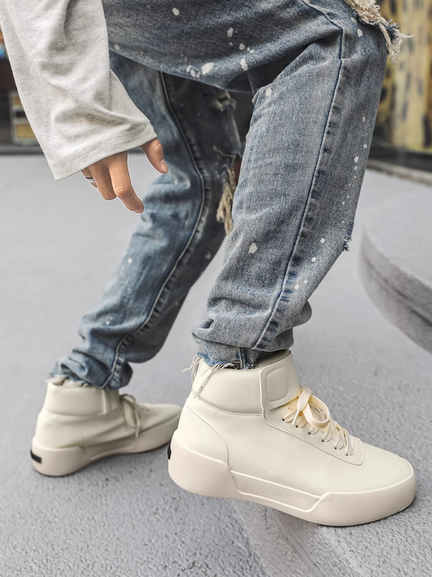 

Best-Selling 2025 Winter Outdoor Walking Shoes Multi-Functional Anti-Slip Hiking Shoes Exceptional Traction Outstanding Performa