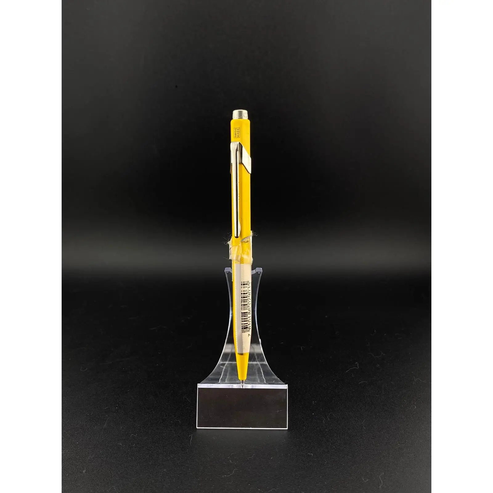 Boligrafo Caran d'Ache 849 Amarillo