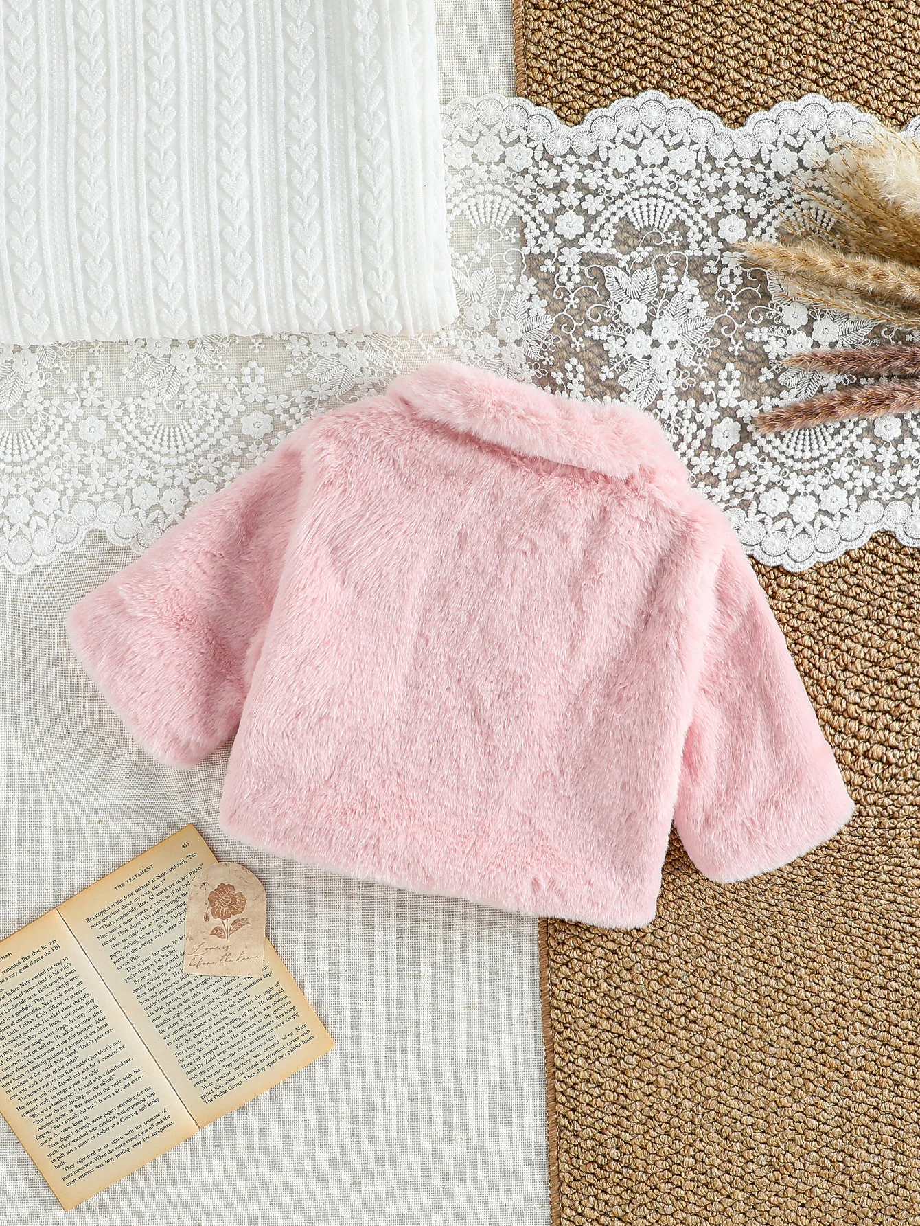 Veste d'hiver pour bébé fille, vêtements roses, cape de princesse à la mode, manteau chaud en fausse fourrure pour fille, en peluche, vêtements d'extérieur pour bébé de 1 à 3 ans, nouvelle collection 2025