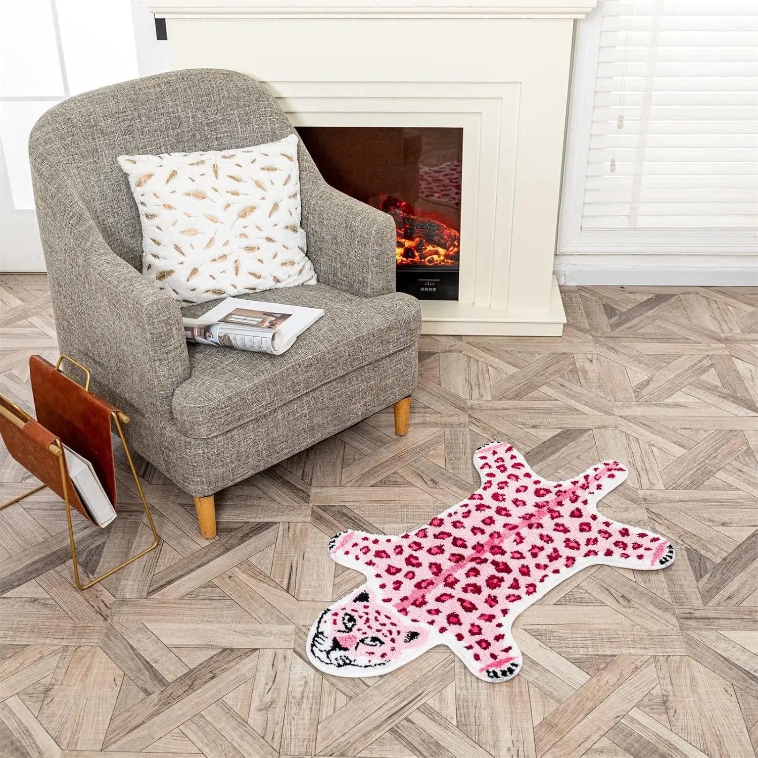 VIKAMA Cartoon Leopard Pattern Striped Animal Print Floor Mat, Soft And Absorbent, For Bathroom, Living Room Carpet Home Decor