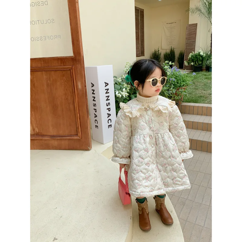 

Girls' Floral Cotton Dress New Winter Style Soft Leather Hooded Cotton Windbreaker for Small and Medium-sized Children