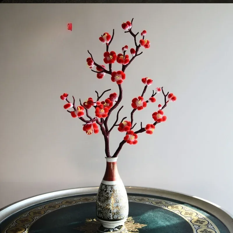Swaying edelweiss, plum blossom ornament is natural, silk is purely handmade, made