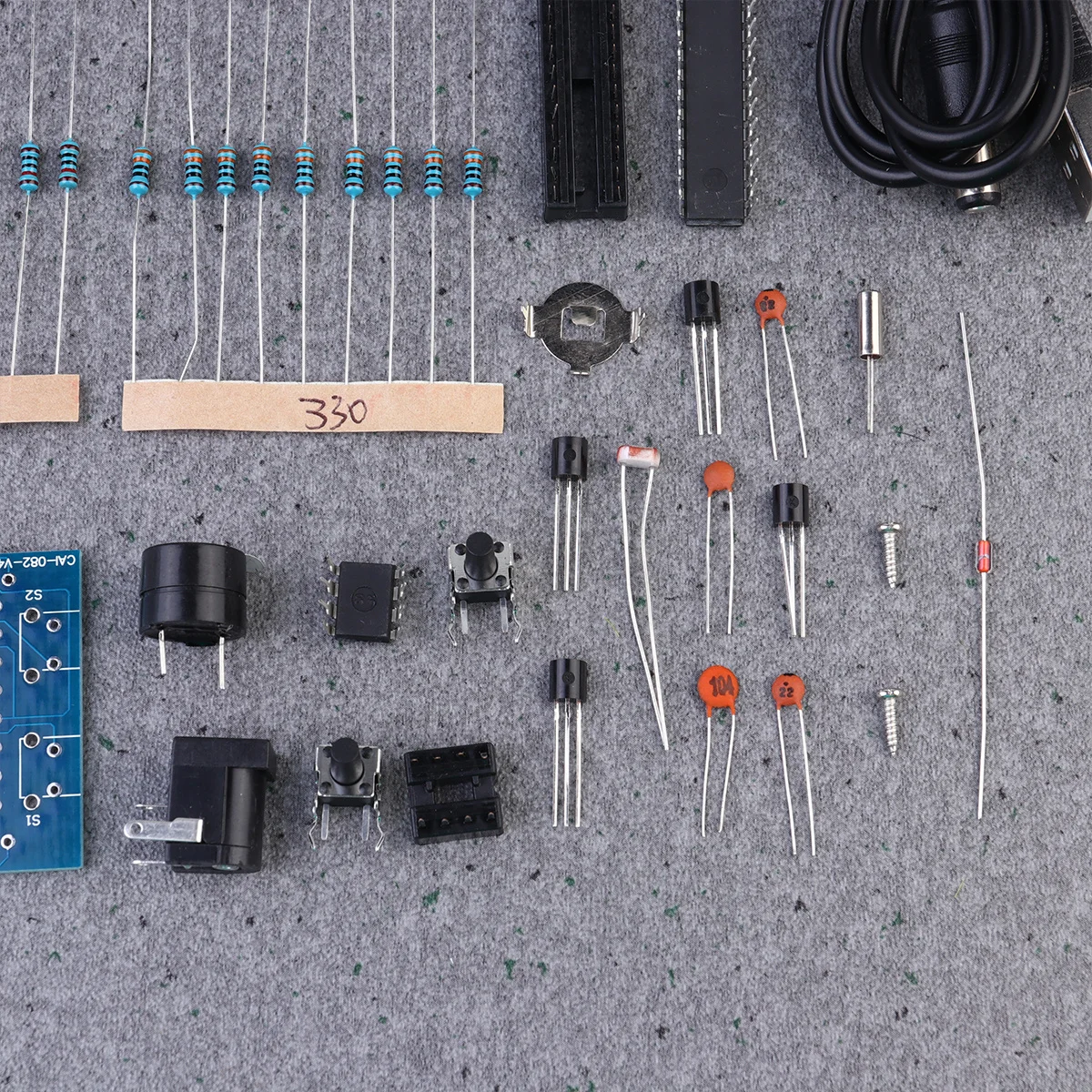 

1Set Digital Clock Set Scm LED Components DIY Microchip Clock Single Chip Microcomputer Safe Material