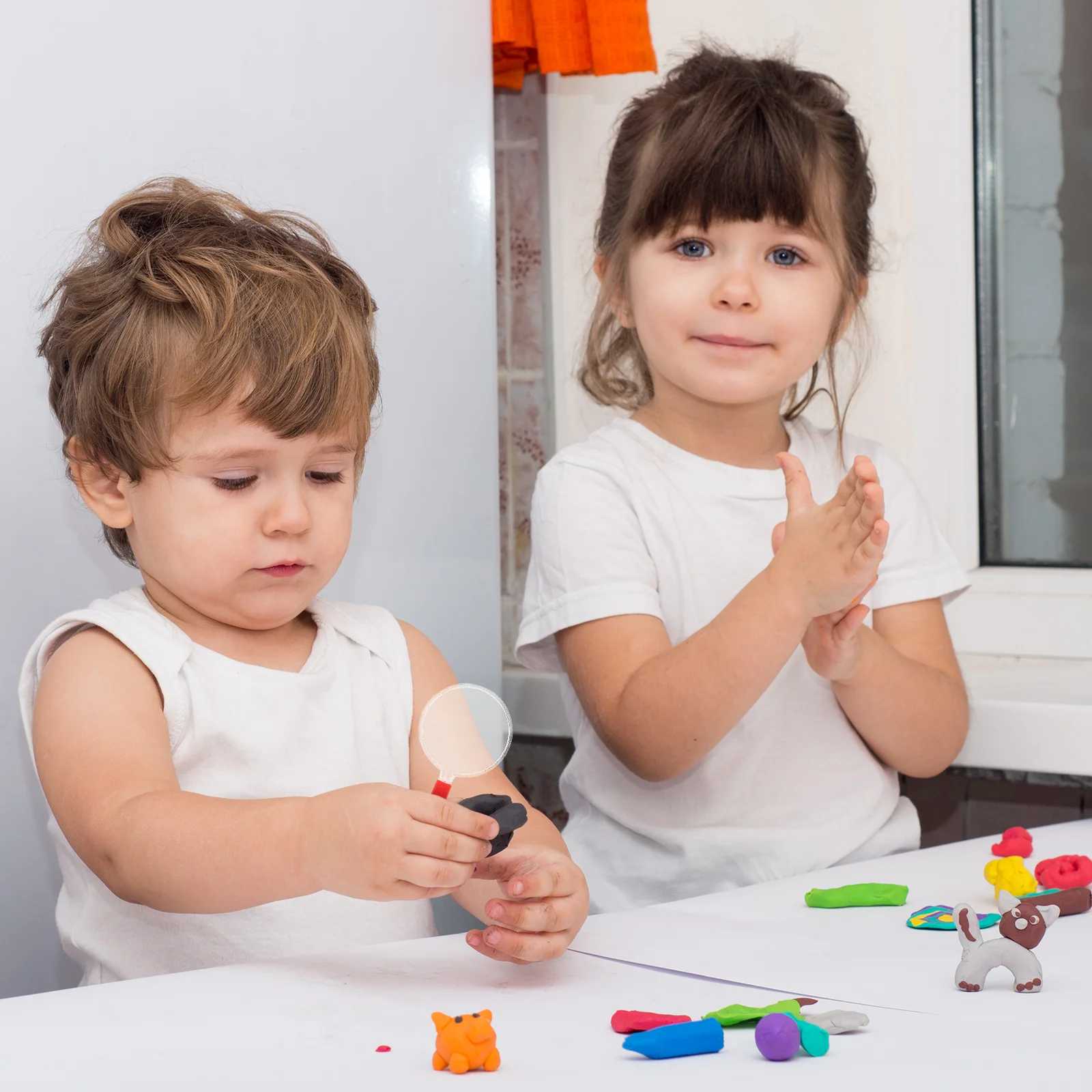 แว่นขยายพกพาสำหรับเด็ก 20 ชิ้น ขนาดเล็กกะทัดรัด ทำจากพลาสติก เหมาะสำหรับการสำรวจธรรมชาติกลางแจ้ง วิทยาศาสตร์ และห้องเรียน