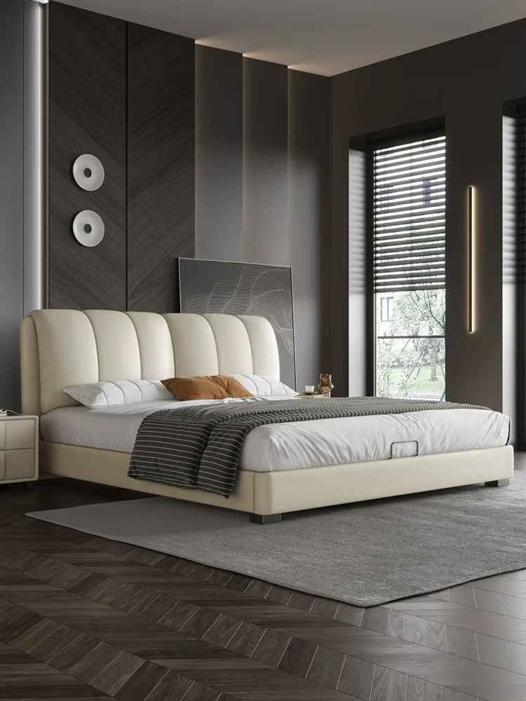 Modern simple leather bed, light luxury, high-end atmosphere, senior master bedroom, bedroom, double soft bed