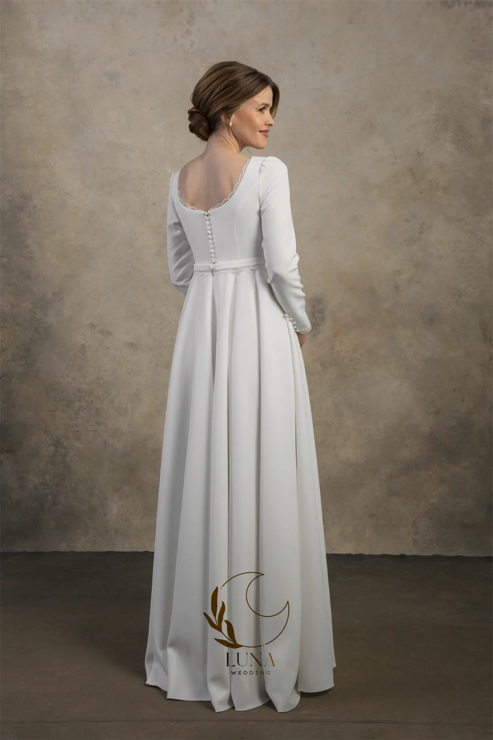 Luna Customized High Quality A-line Wedding Dresses Scoop-Neck Full Sleeves Jersey Wedding Bride Party Gown robe de mariée