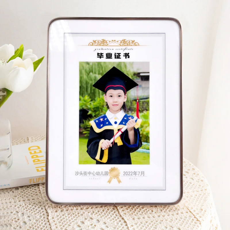

Customized Children's Graduation Photo Frame Kindergarten Commemorative Display Stand Campus Photo ID Record Frame Wholesal