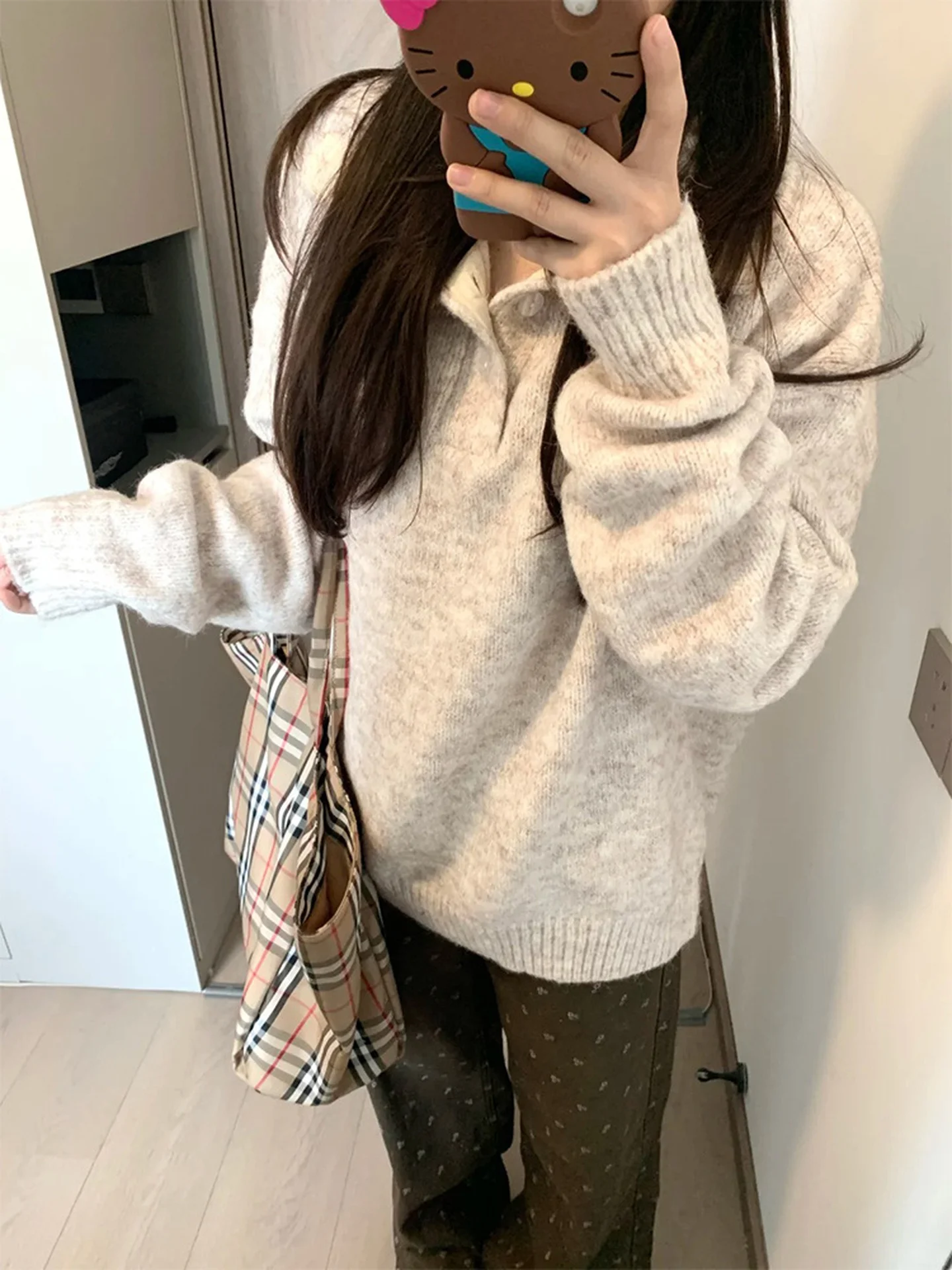 Damskie dżinsy z wysokim stanem i szerokimi nogawkami w retro kwiatowy wzór, jesienno-zimowe, nowe, wyszczuplające, w kolorze kakaowy brąz, premiumowe spodnie.