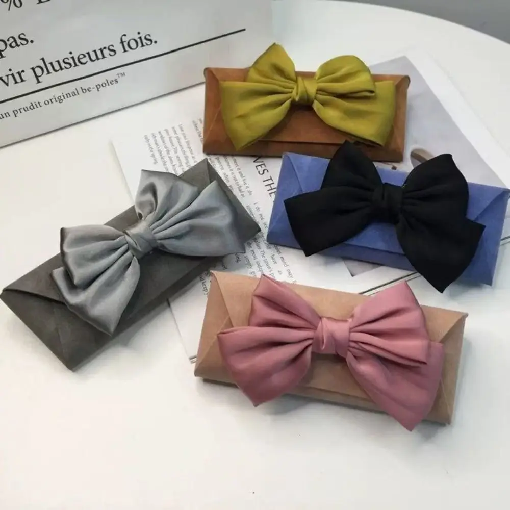 

Fashion Bowknot Glasses Bag Anti-squeeze Leather Eyeglasses Box Flip Cover Portable Eyewear Protector Man