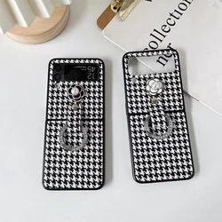 Debutante Black And White Camellia Thousand Bird Lattice Phone Case For Samsung For Galaxy Z Flip 3 4 5 6 Luxury For Girl