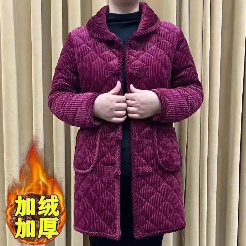 Mother's Padded Jacket Middle-Aged Elderly Women's Thick Jacket Winter 2025 New Ethnic Style Corduroy Velvet Warm Padded Coat