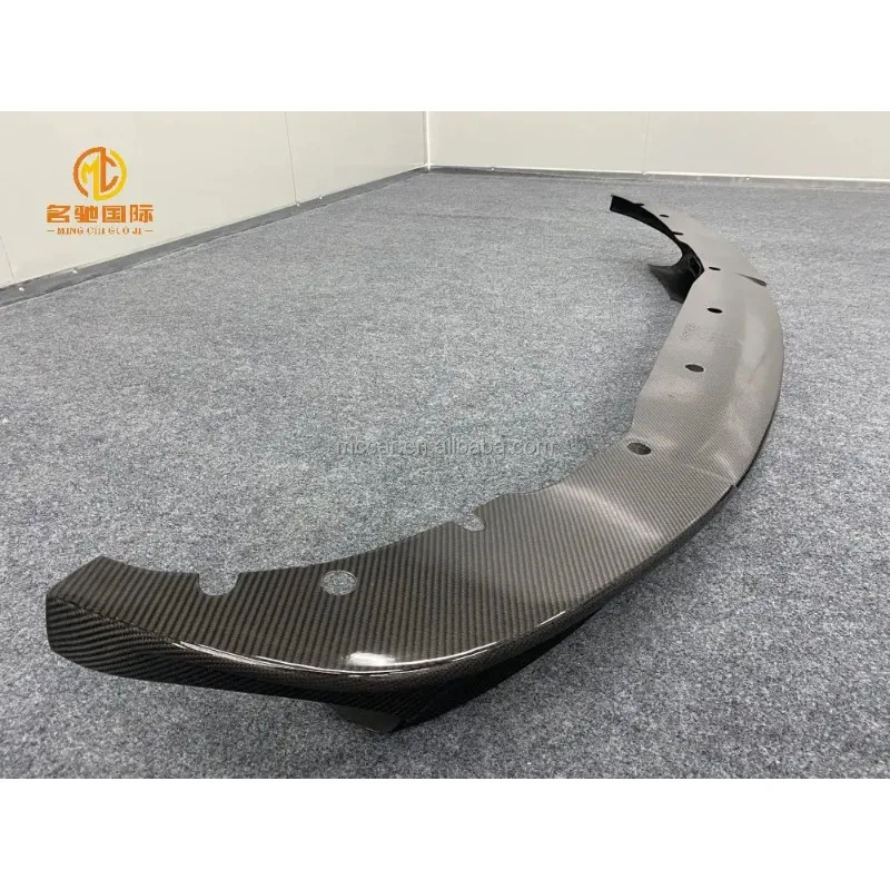ملحقات قطع غيار السيارات لسيارات BMW M5 F10 الناشر الأمامي من ألياف الكربون ثلاثية الأبعاد المصد الأمامي للشفة الأمامية