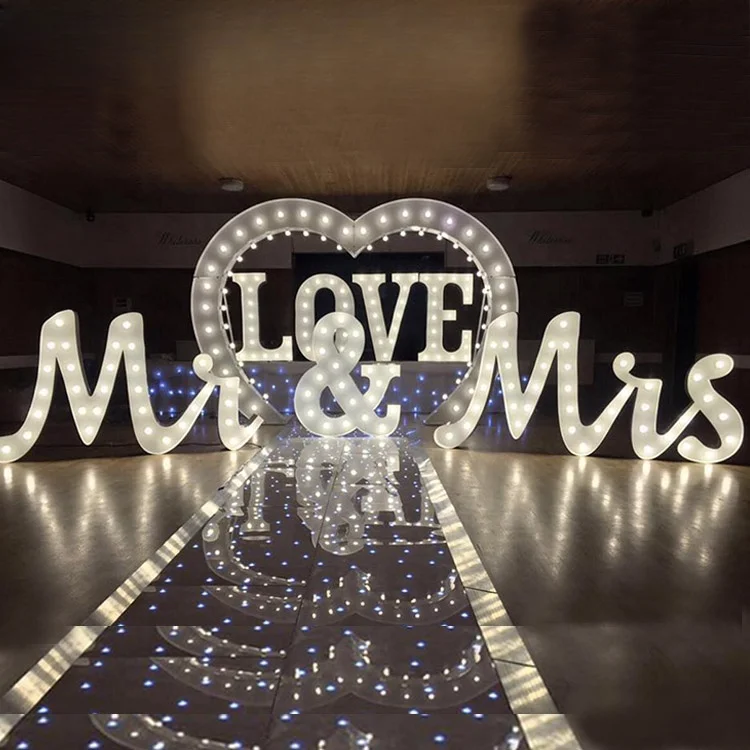 2024 Giant led lighted white metal frame heart shaped arches for wedding props