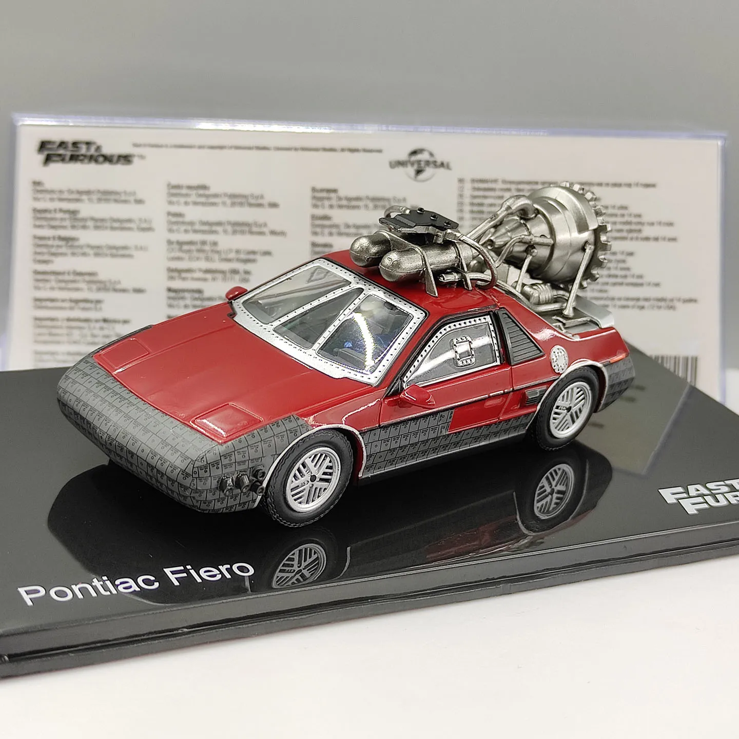 Diecast IXO 1:43 Scale Pontiac Fiero Alloy Car Model