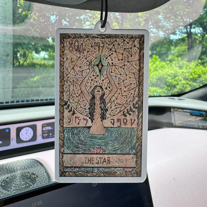 

Star World Sun and Moon Hilton (Hotel Fragrance) Car Air Freshener | Rearview Mirror Pendant & Dual-Purpose Vent Clip | Natural Material Aromatherapy Tablets | Long-Lasting Fragrance for 90 Days | Non-Alcoholic | Not Afraid of the Sun | Designed Specifica