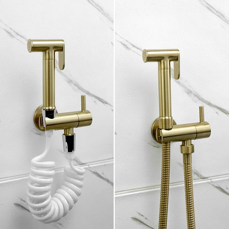 

Brass Shower Set Flush Toilet Pressurized Bidet Brushed Gold Sprayer Bathroom Balcony Wall Mounted Handheld Self-Cleaning Bidet