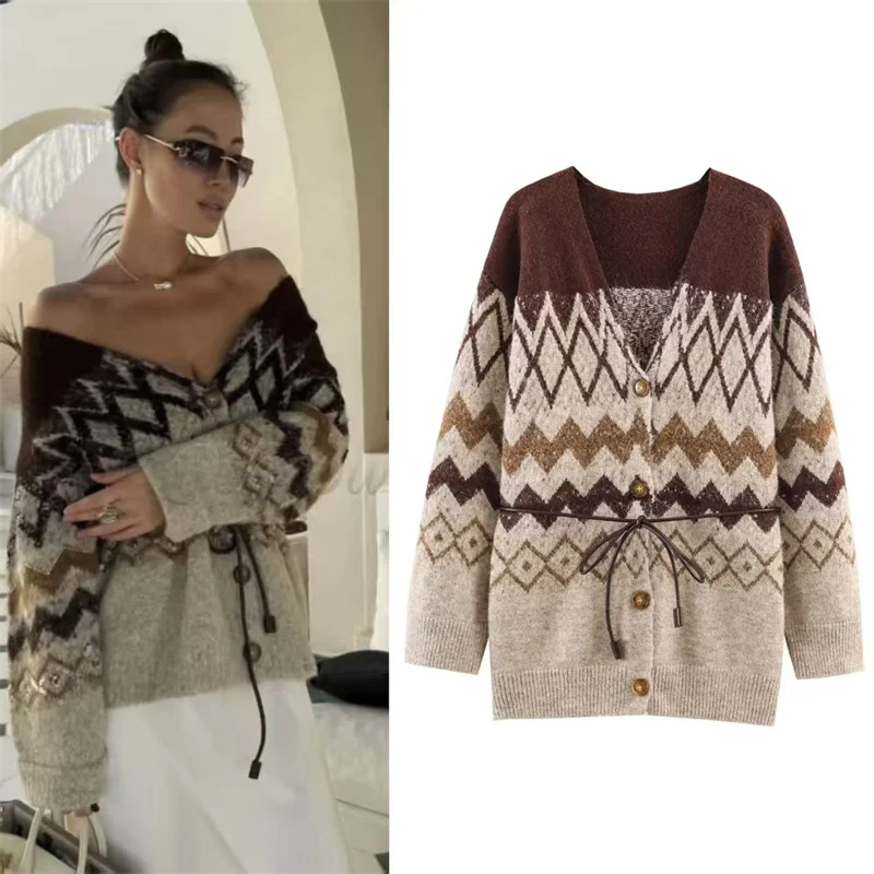 

Women's Coat 2025 Winter New Style Khaki Jacquard V-Neck Knit Cardigan with Belt Christmas Style Trendy Fashion