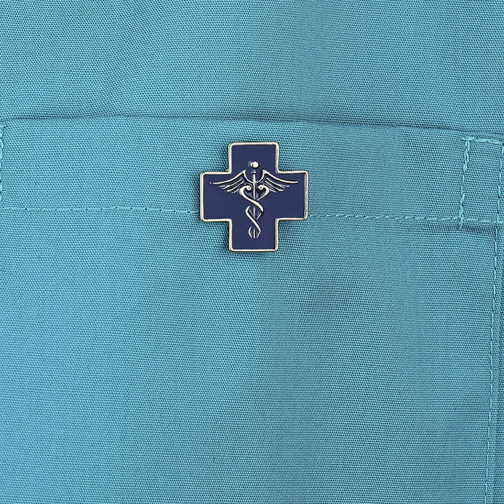 DCARZZ الصولجان والصليب المينا دبوس الطبية التمريض بروش ل معاطف للأطباء والممرضات على ظهره شارة التلبيب اكسسوارات هدية