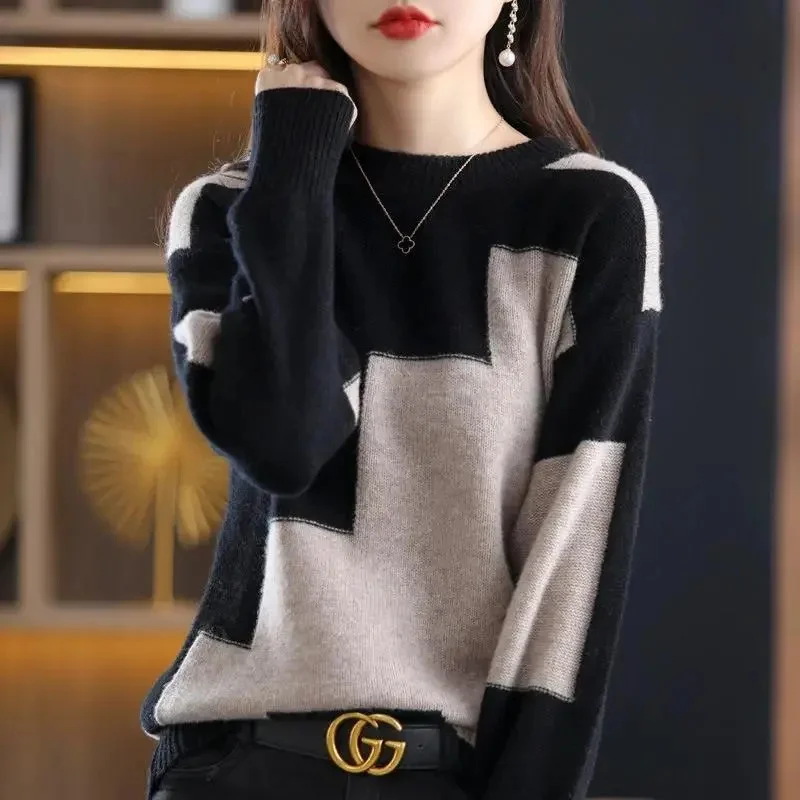 Sweater Women's New Autumn And Winter Round Neck Color Matching Warm Long Sleeve Loose Pullover Thickened Knit Bottoming Shirt