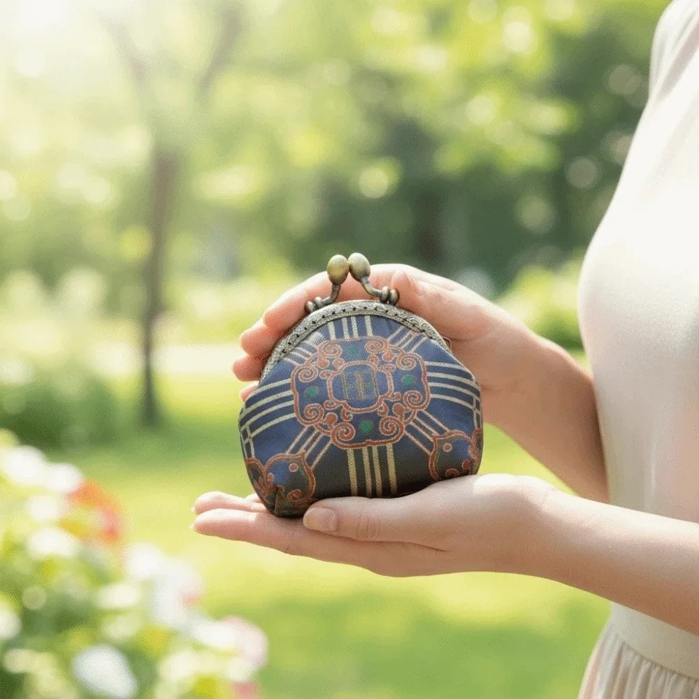 Anti-lost Kiss Lock Coin Purse Polyester Portable Brocade Mini Pouch Chinese Style Thickened Embroidered Small Pocket Women