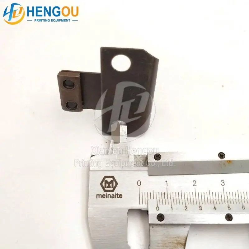 10 pieces 40x36x17mm 42.006.033F Blacket Lock (Metal) for GTO MO SM52 PM52 GTO52 MO Blanket Claw For Heidelberg