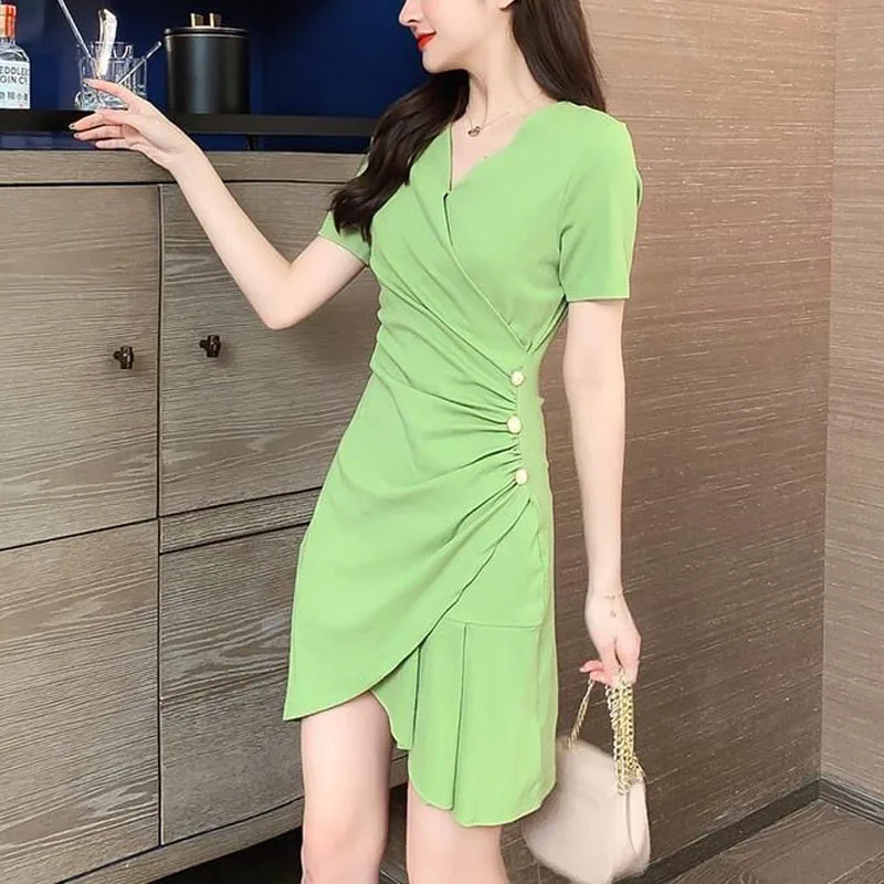 2024 Summer New Women's Solid Color V-Neck Button Spliced Irregular Short Sleeve Fashion Sexy Club Slim Appear Thin Dresses