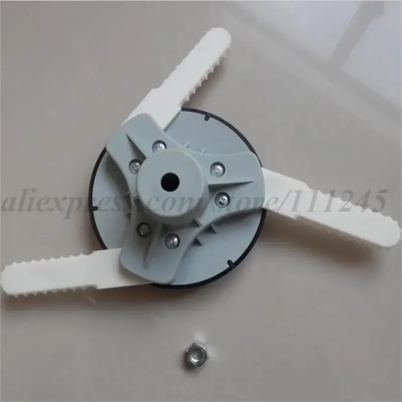 UNIVERSAL NYLON TRIMMER HEAD W/ 3 PLASTICS BLADES FOR MOST STRIMMER BRUSHCUTTER PARTS FREE SHPPING