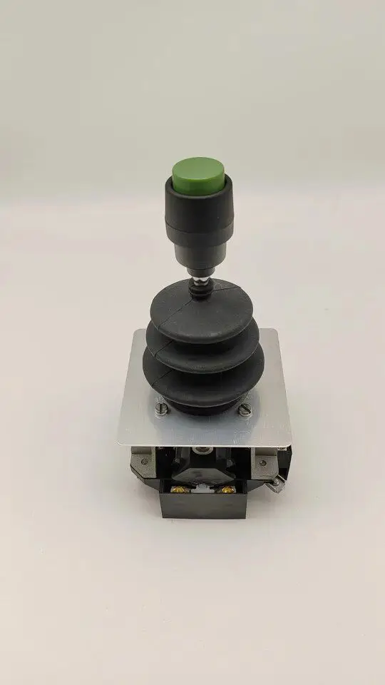 

Original XKBA16330XKBA36330/XKBA36300 convex head button handle light master switch