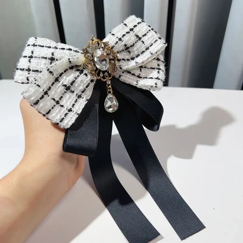 

Korean Women's Bowties Brooch Fashion Suit Shirt Accessories Gifts Handmade Rhinestone Big Bow CollarFlower Pins Adjustment Band