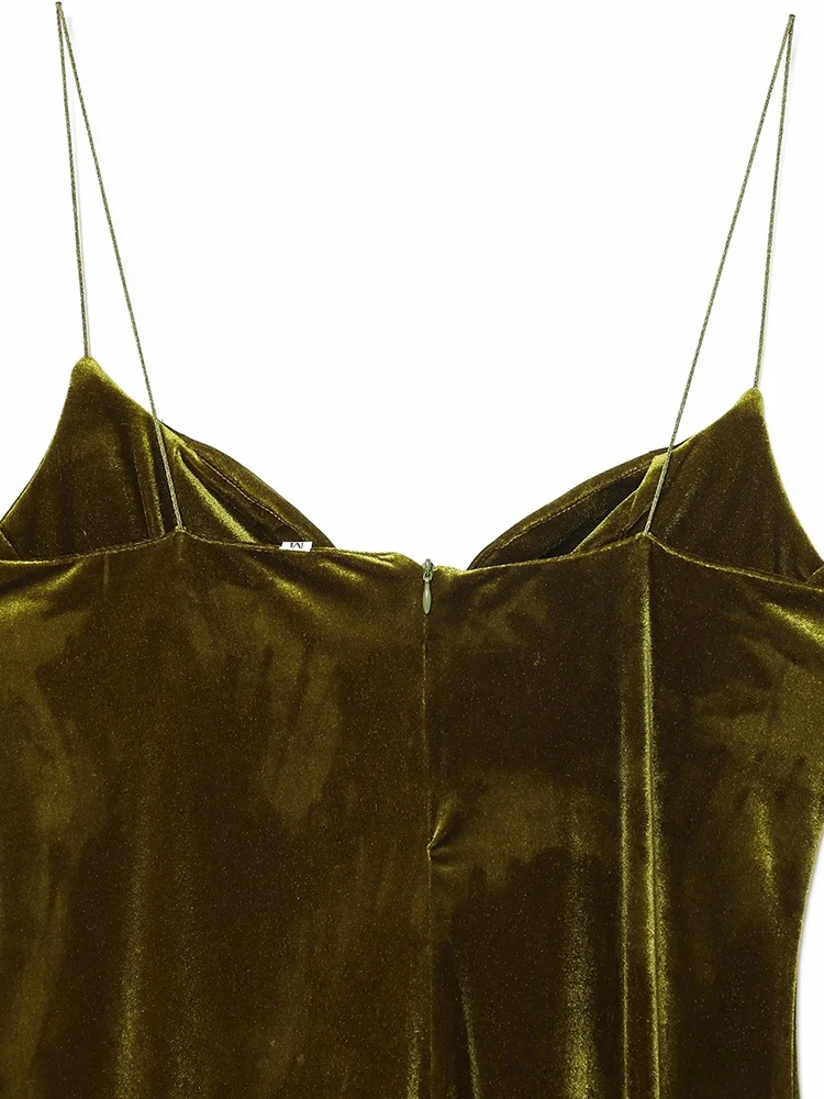 فستان نسائي جديد على الموضة بأشرطة رفيعة ورقبة على شكل V فستان طويل مخملي ناعم أنيق وأنيق مثالي لتواريخ العشاء وملابس السهرة