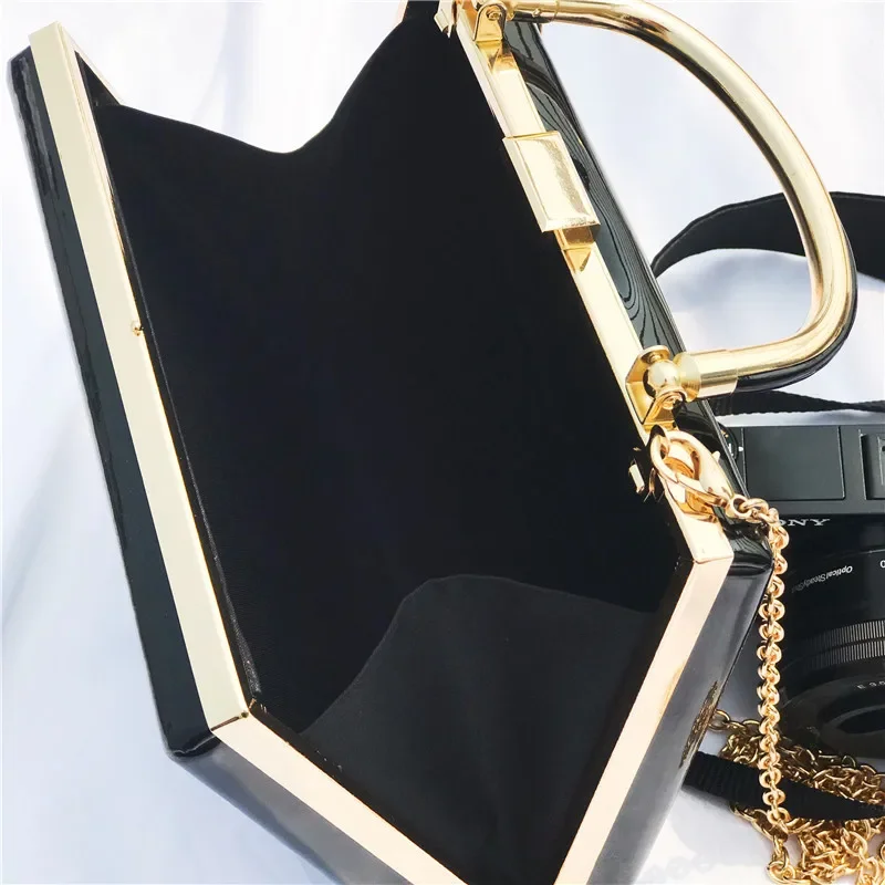 2022 New Women Box Handbag Glossy Messenger bag Lady Party Clutch Banquet Bag Fashion Metal handle Totes Chain Crossbody