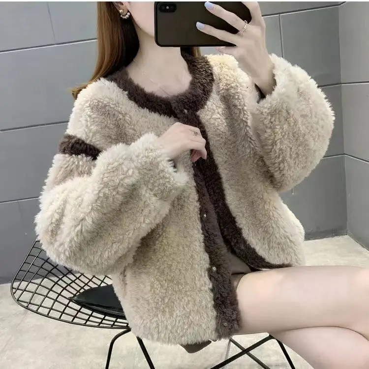 

2023 Fashion Women Winter Genuine Lambswool Fur Coats Female Sheep Shearing Warm Jackets Ladies Short O-neck Overcoats A432