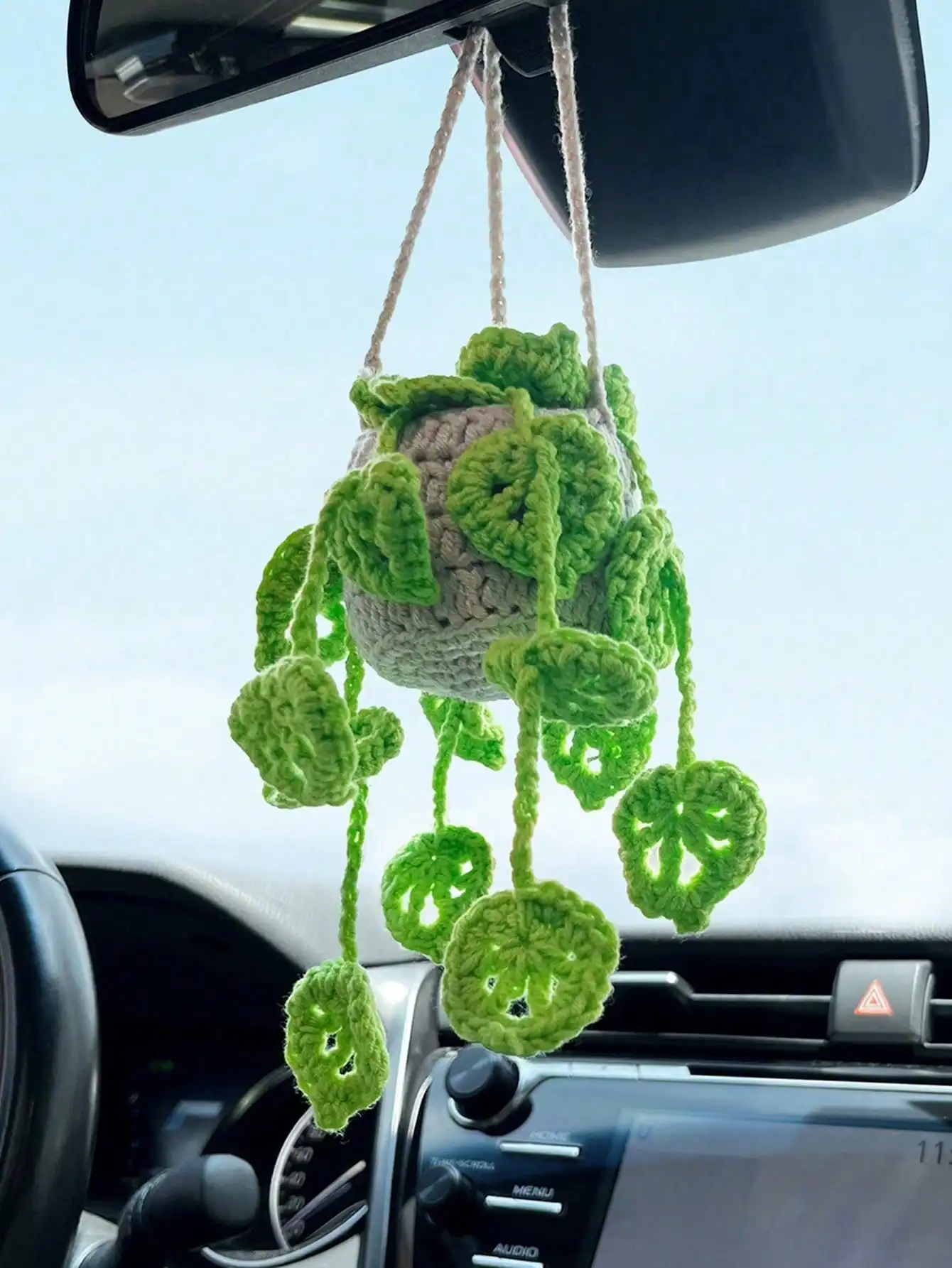 1Pc Car Hanging Ornament, Hand Crocheted Chlorophytum Potted Wool Pendant, Creative Decoration For Car Rearview Mirror