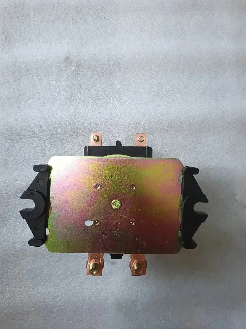Excavator Original Spare Parts Electromagnetic Power Relay 803608900 DK238BY-013 DK238B-DJ Electromagnetic Fast Delivery