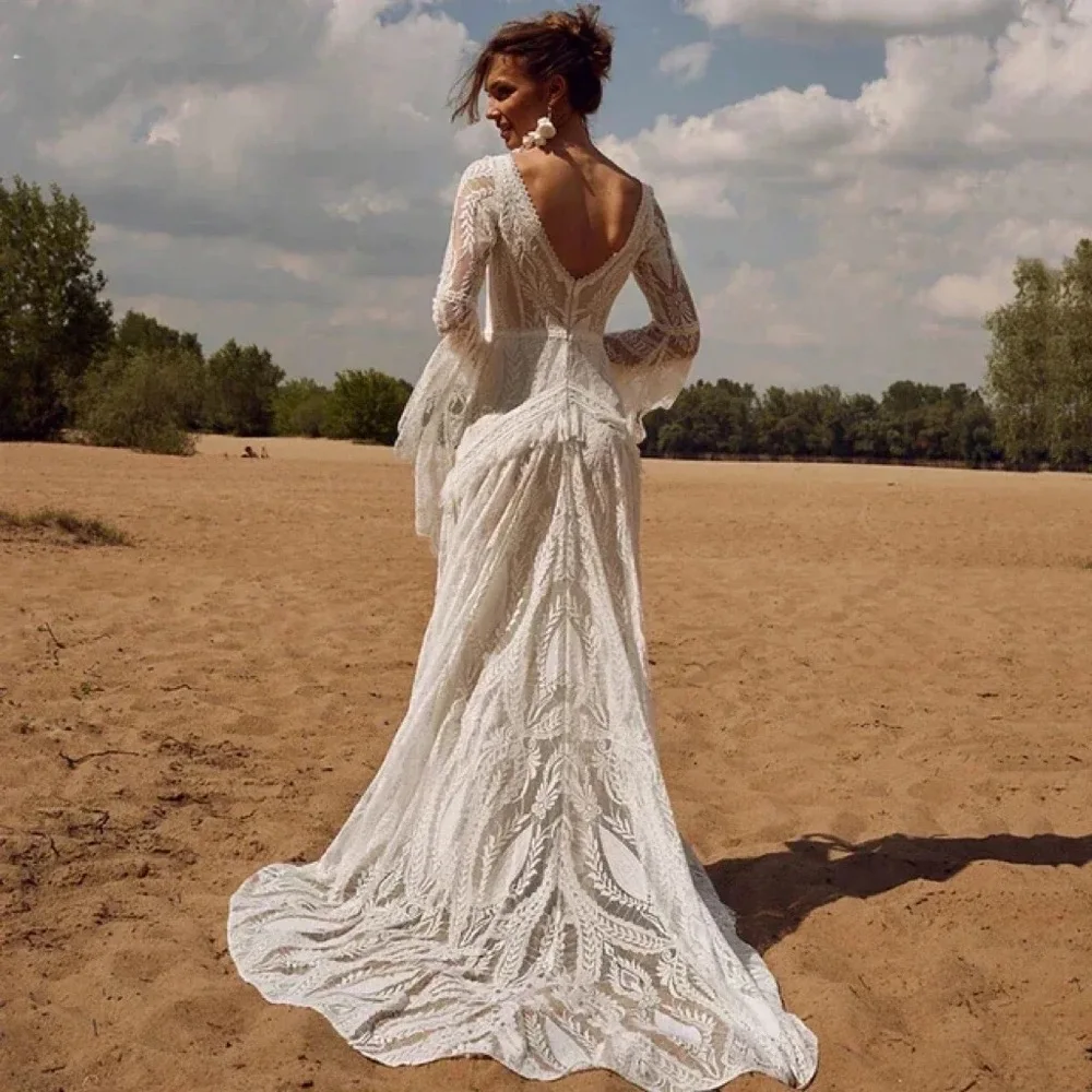 Customized Vintage Wedding Dresses For Women 2025V-Neck Backless Bridal Gowns Bohemia Flare Sleeves Lace Robe Vestidos De Novia