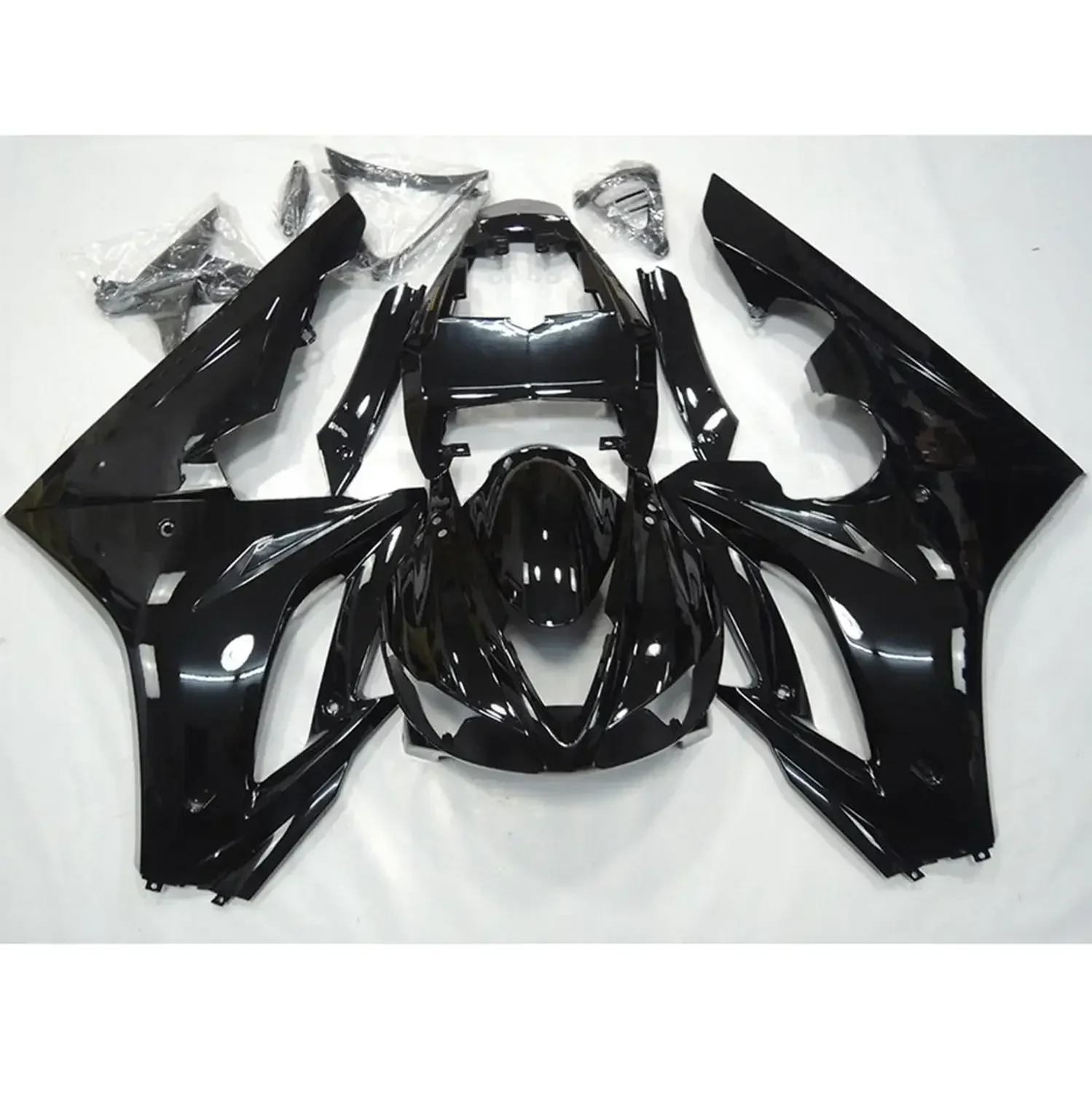 

Окрашенный обвес из АБС-пластика для мотоцикла Triumph Daytona 675 2009-2012