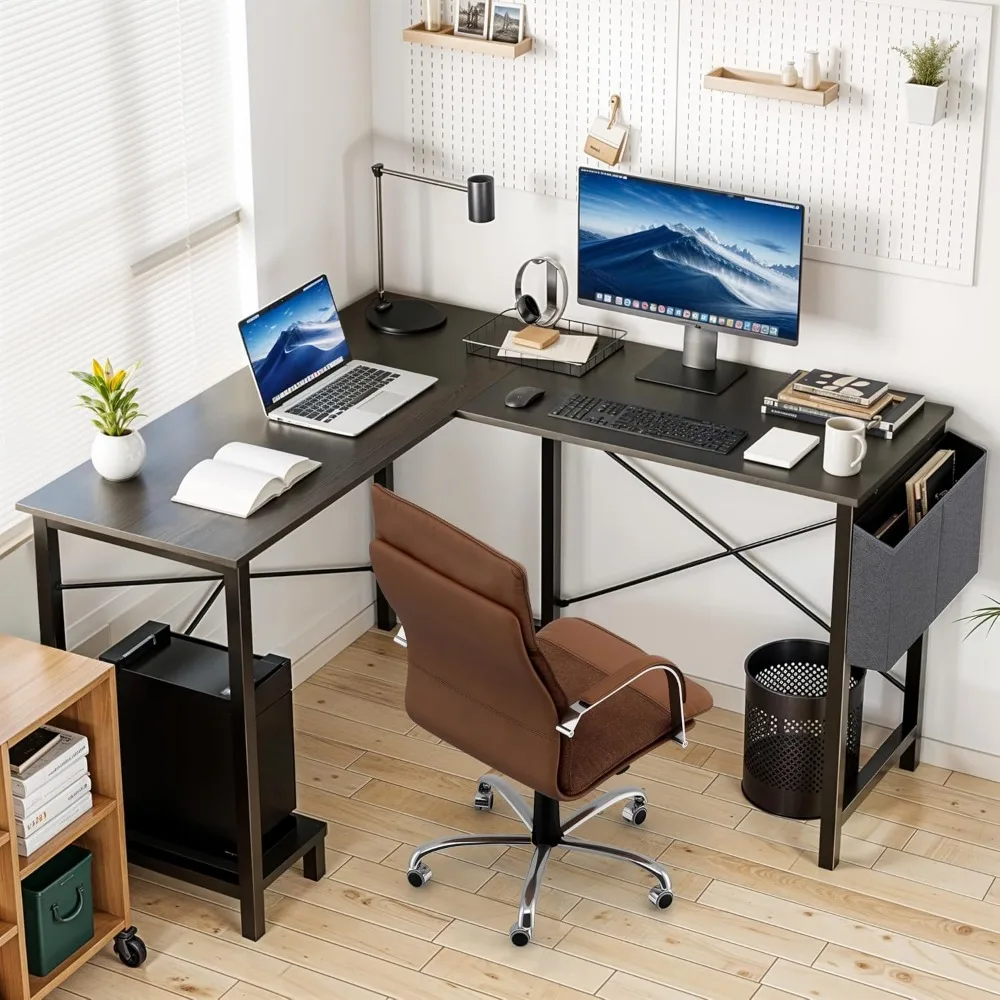 مكتب كمبيوتر زاوية قابل للعكس على شكل حرف L مقاس 50 بوصة مع سطح طاولة خشبي وإطار معدني وحامل وحدة المعالجة المركزية وحقيبة جانبية للألعاب والعمل والدراسة