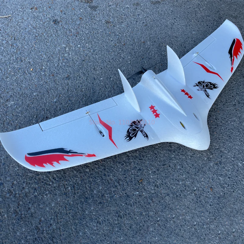 Skywalker 320 Delta Wing Fpv Racing Wing met een 1050 mm elektrische Epo vaste vleugel schokbestendige afstandsbediening modelvliegtuigen