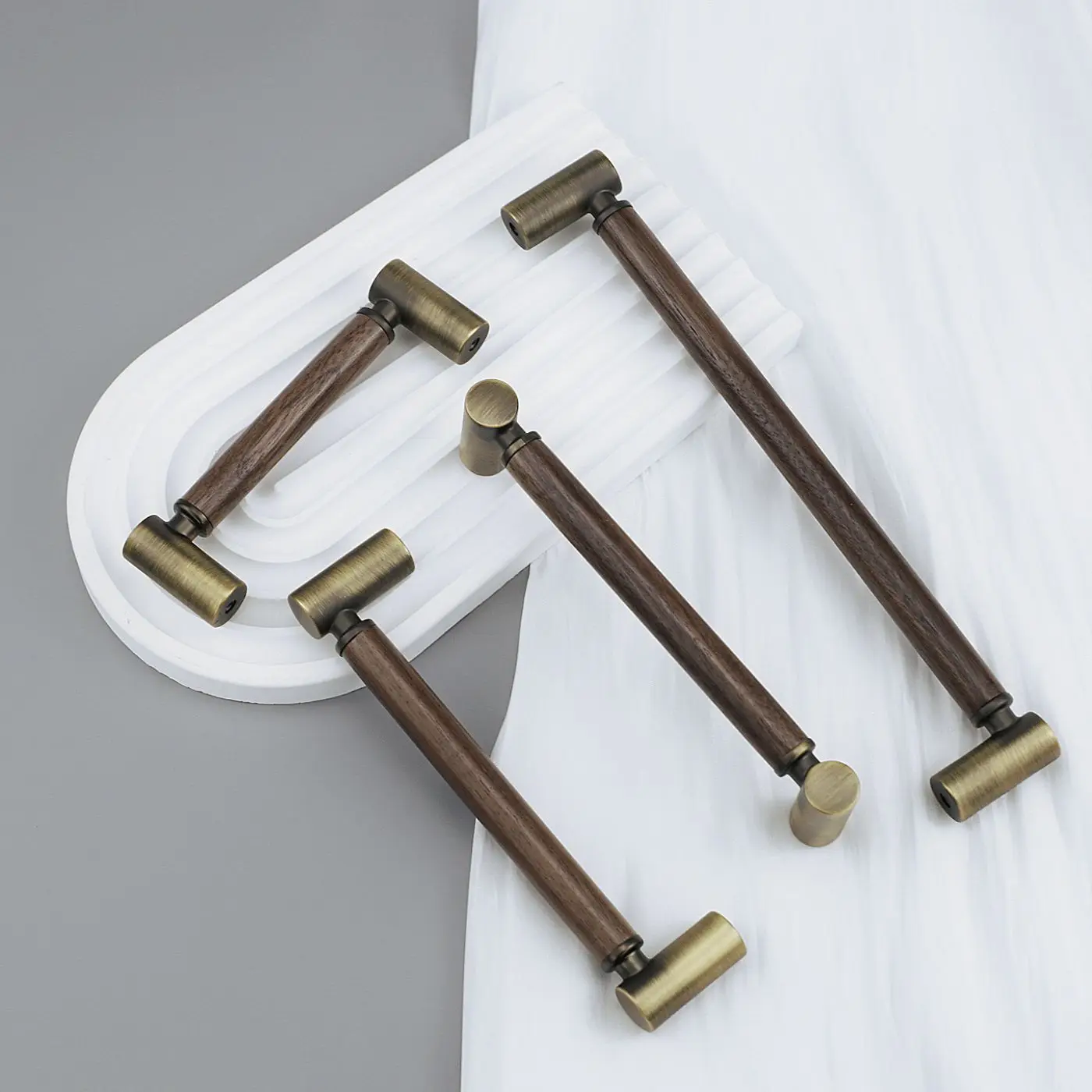 Chinese Vintage Walnut Closet Pull Handles Kitchen Cabinet Door Drawer Knob Handles Shoe Cupboard Wardrobe Furniture Long Pulls