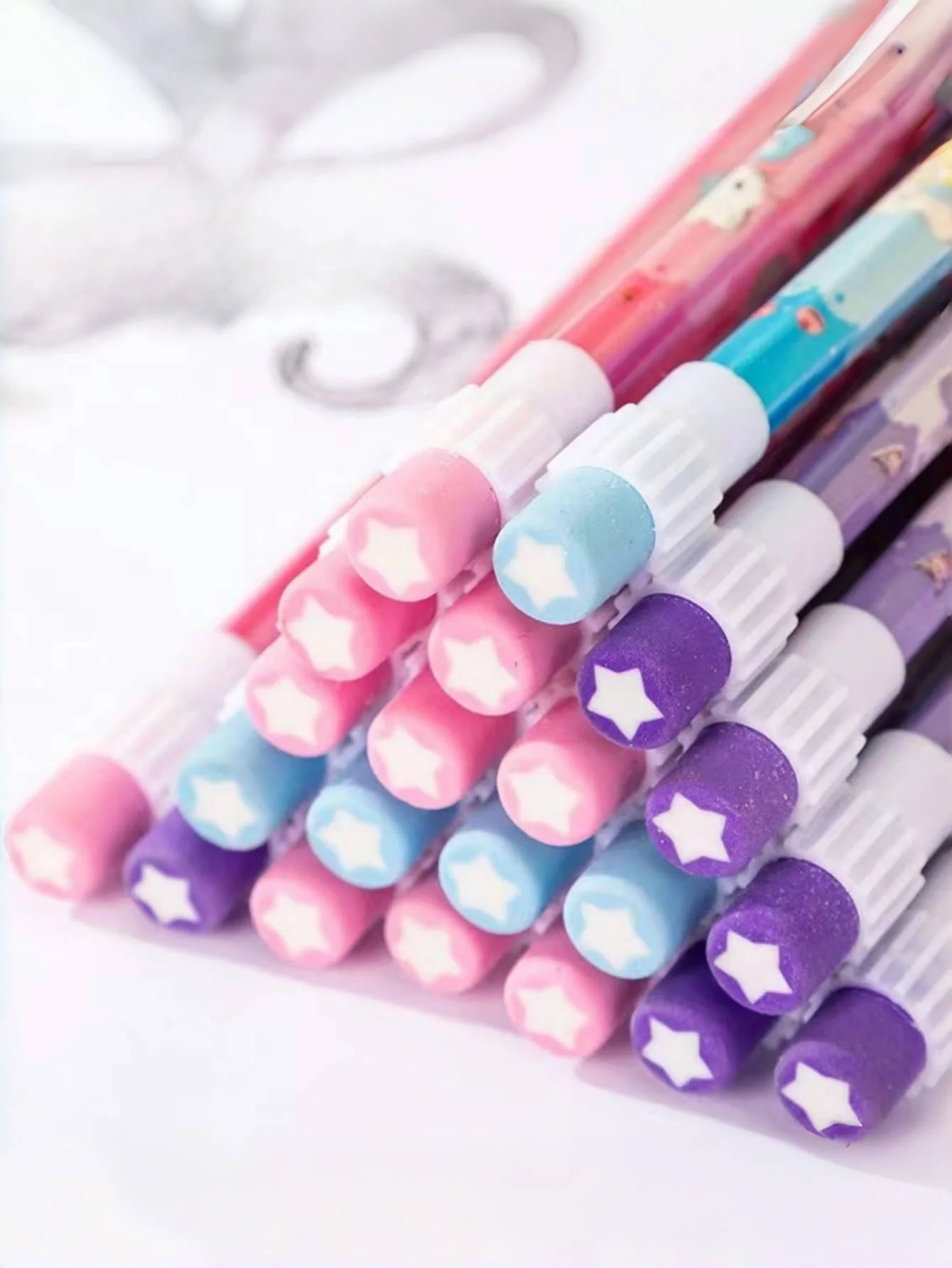 12 Stück/Set Cartoon Hello Kitty Melody Kuromi Cinnamoroll HB Bleistift Anspitzer-Set zum Zeichnen und Skizzieren – Detail 5