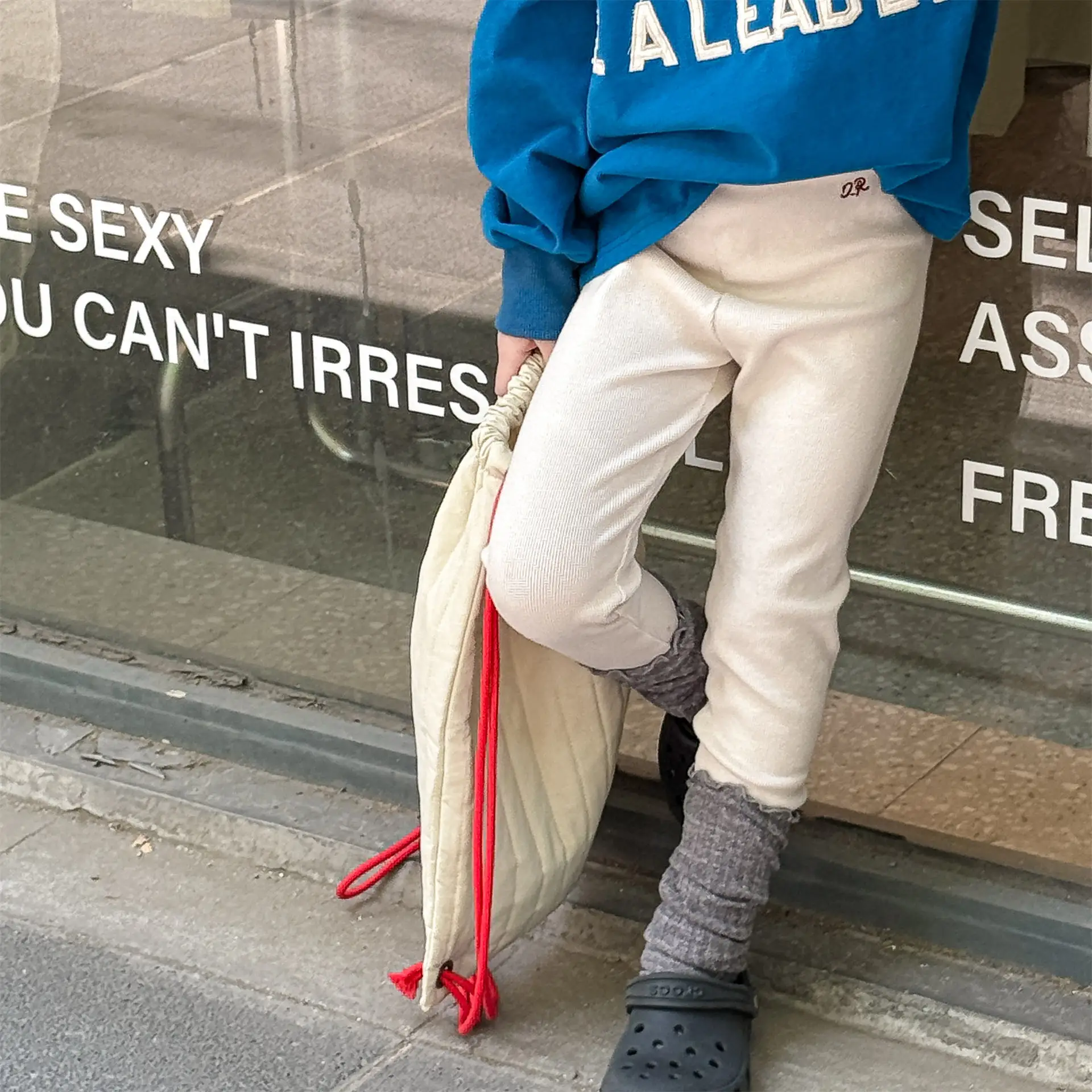 

Детские эластичные штаны, однотонные детские повседневные штаны, детские брюки, одежда для малышей, осень 202, новые леггинсы с вышивкой для девочек, хлопковые леггинсы