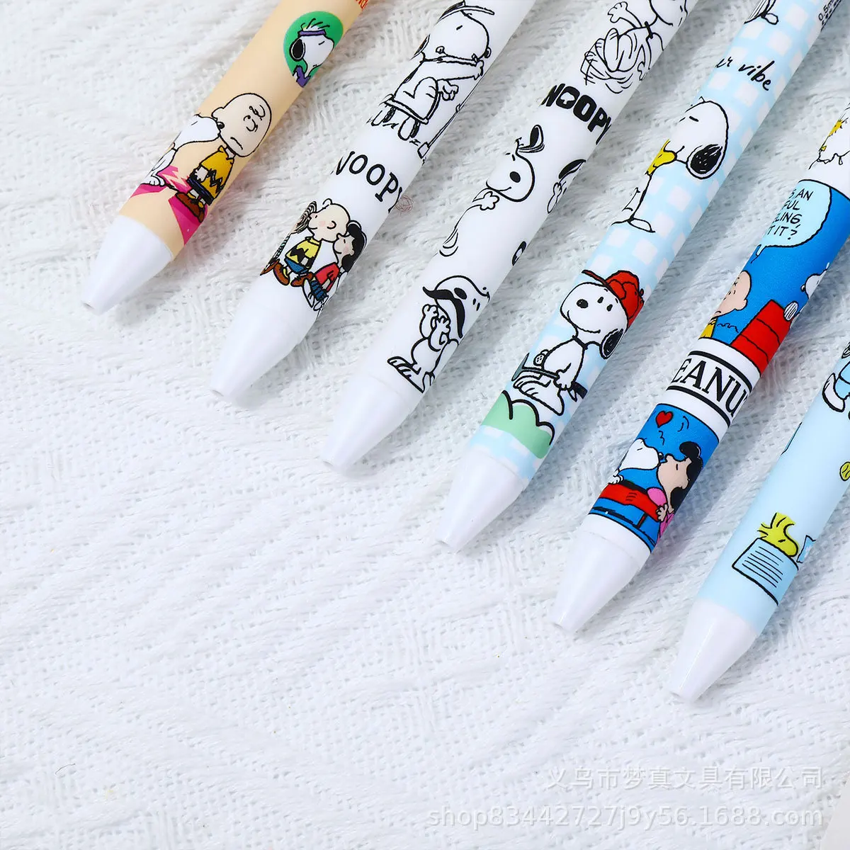 سنوبيس القلم طالب أنيمي الكرتون هلام أقلام التجفيف السريع القلم الأسود فحص مكتب لطيف قابل للسحب أقلام العودة إلى المدرسة الهدايا