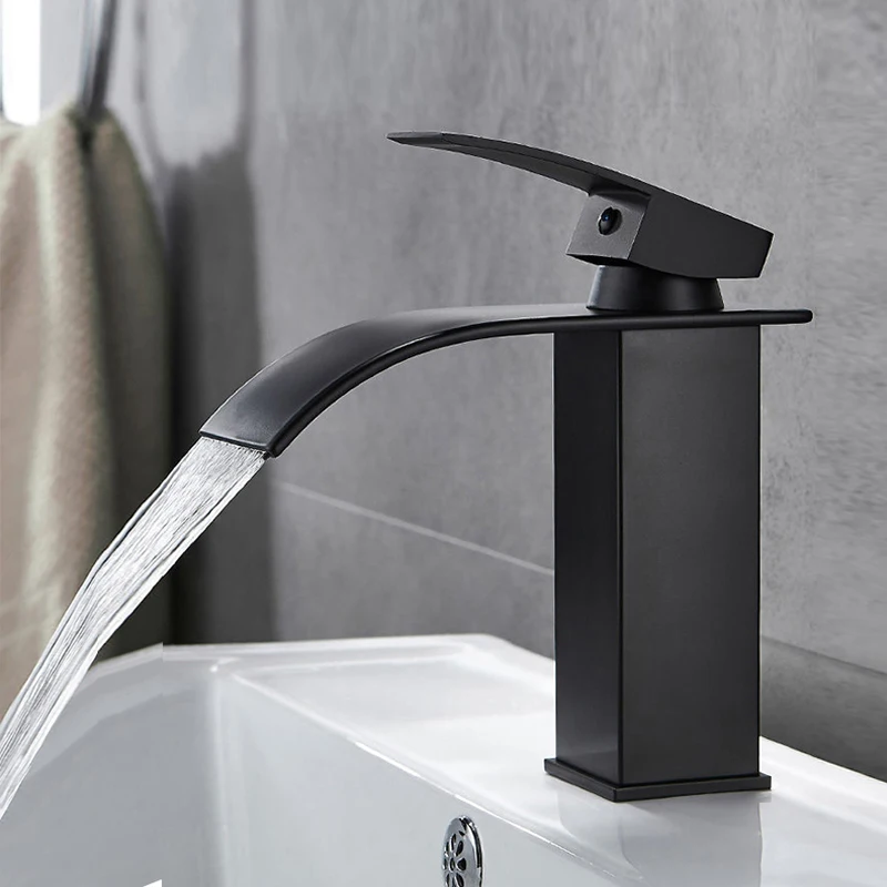 Rubinetto a cascata in acciaio inossidabile SUS304 cromato lucido rubinetto da appoggio per bagno nero/cromato rubinetto moda