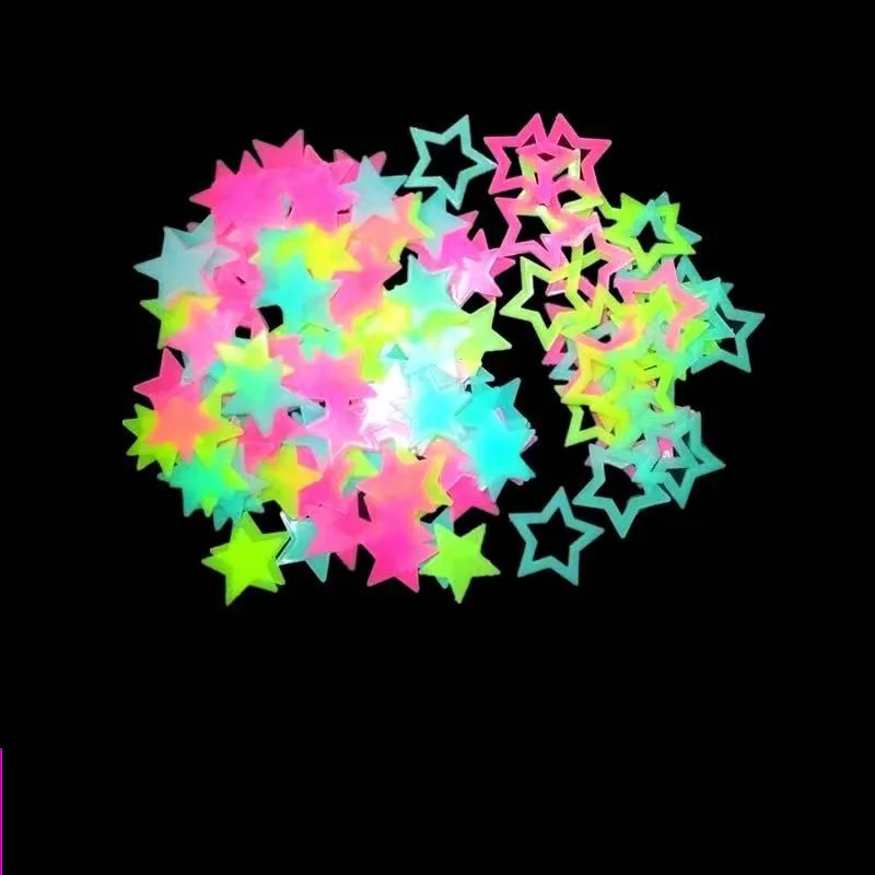100 stks/zak 3 CM Glow In The Dark Speelgoed Lichtgevende Ster Stickers Slaapkamer Bank Fluorescerende Schilderen Speelgoed PVC Stickers Voor kinderkamer