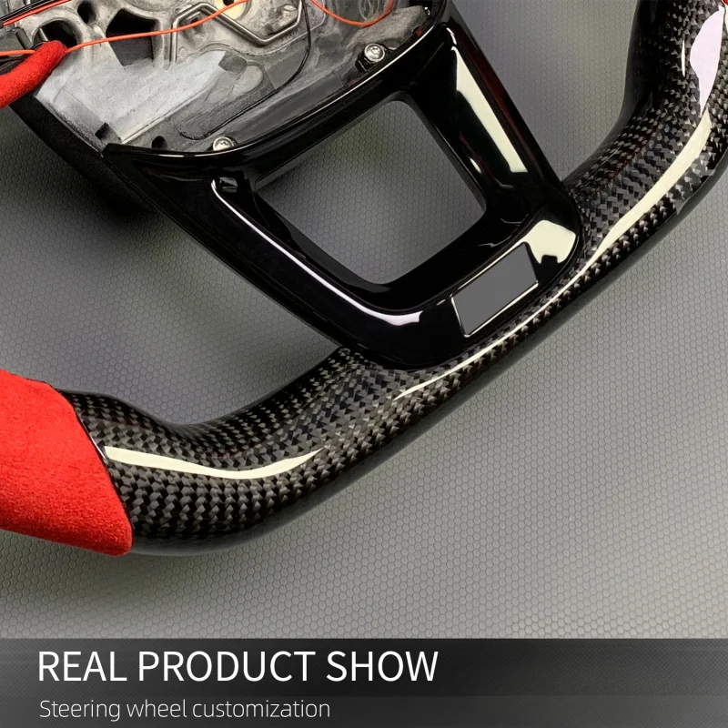لأودي Q3/Q5/Q7/Q8/S5/SQ2/SQ5/SQ7/RS3/RS5/RSQ3/RSQ8 2016-2024 عجلة قيادة LED ذكية من ألياف الكربون (تصميم داخلي أحمر)
