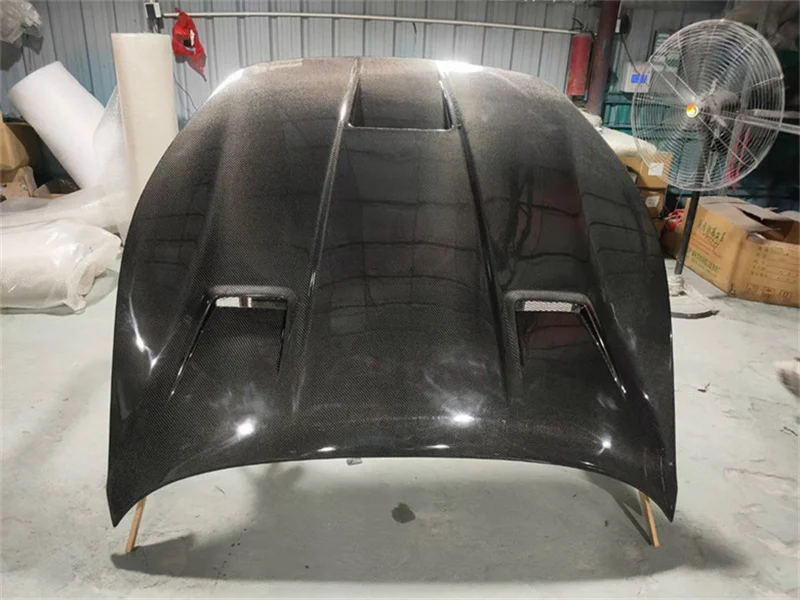 Carbon fiber bonnet body kit for Maserati Gran Turismo convertible