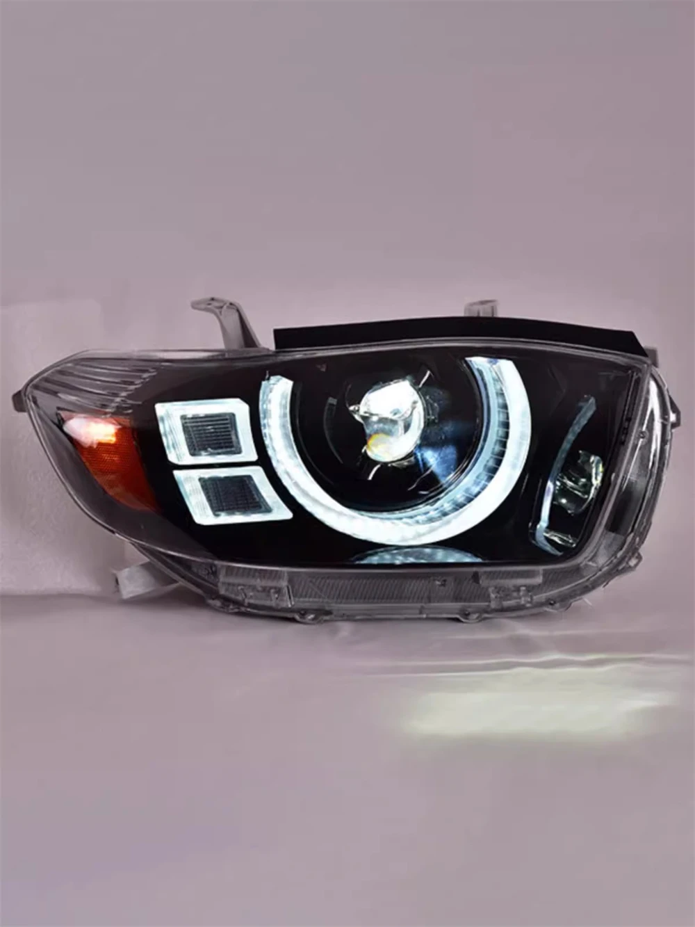 

Car front lamp Headlight assembly For 09-11 TOYOTA highlander daytime running light DRL turn signal 2pcs