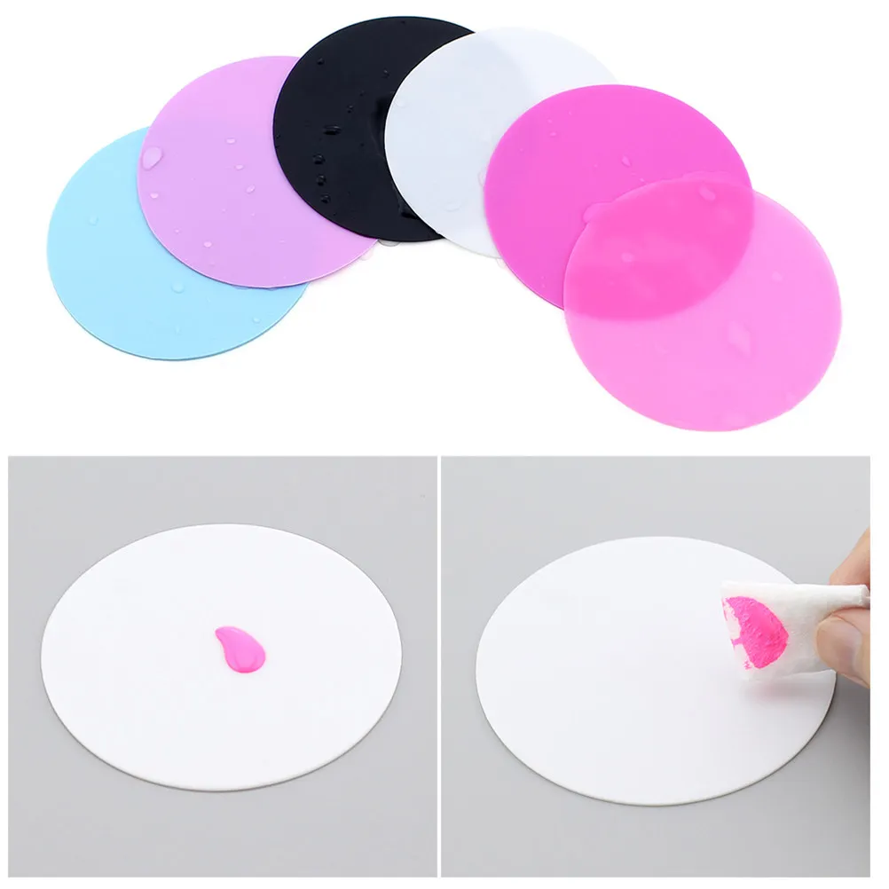 Conjunto de 5 Paletas Circulares de Resina para Arte em Unhas e Pintura, Superfície Lisa e Higienizada, Ideal para Misturar Pigmentos ou Esmalte em Ge